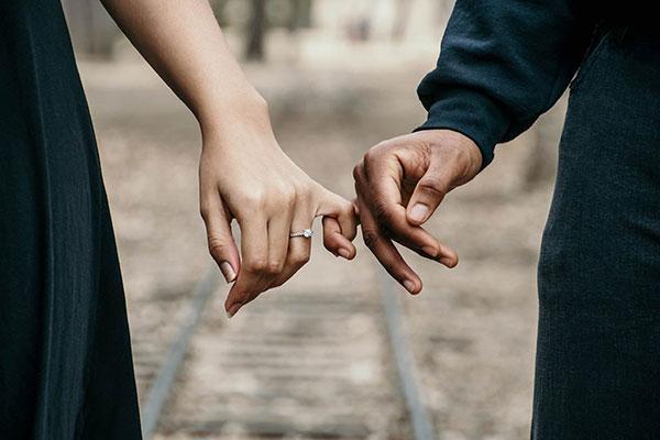 آیا عشق بی قیدوشرط باعث ایجاد روابط سالم می شود؟ آیا عشق بی قیدوشرط باعث ایجاد روابط سالم می گردد؟