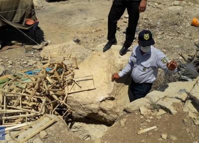 دستگیری باند حفاری در شهرستان فیروزآباد