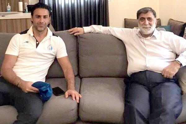 نشست مدیرعامل و سرمربی استقلال برگزار شد نشست مدیرعامل و سرمربی استقلال برگزار گردید