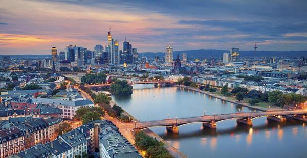 تور آلمان: آنچه باید پیش از سفر به فرانکفورت بدانید